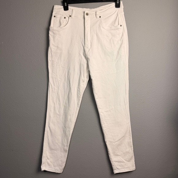 bill blass Denim - Bill Blass Mom High Rise Jeans White Denim Y2K Preppy Straight Leg Size 18